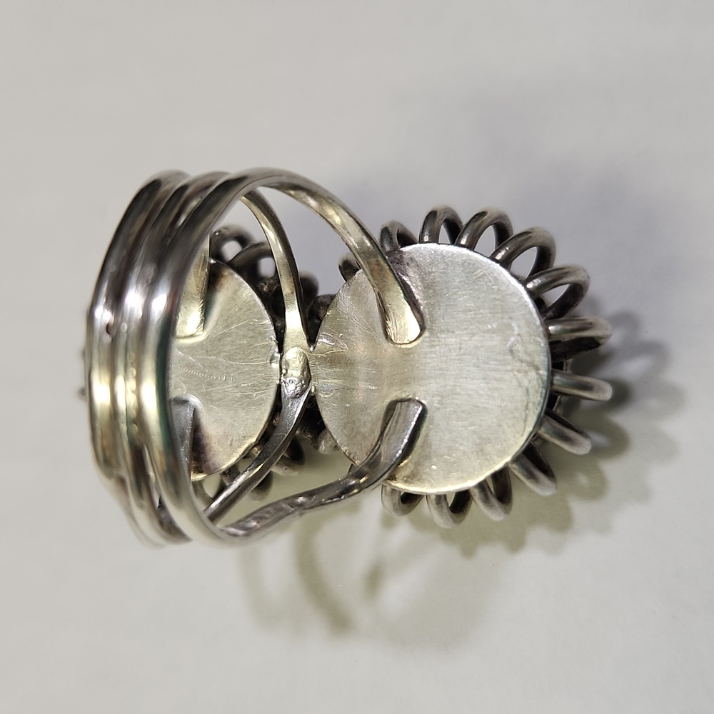 Showstopper! Silver & coral ring sz 8 - Picture 6 of 11